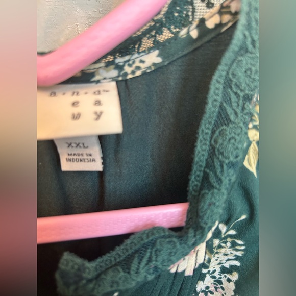 A New Day Green Floral Blouse Shabby Chic XXL PTP 21 sleeveless - Picture 3 of 5